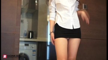 Sexe passionné levrette avec mineur