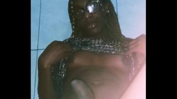 Mature excitee fait baisee